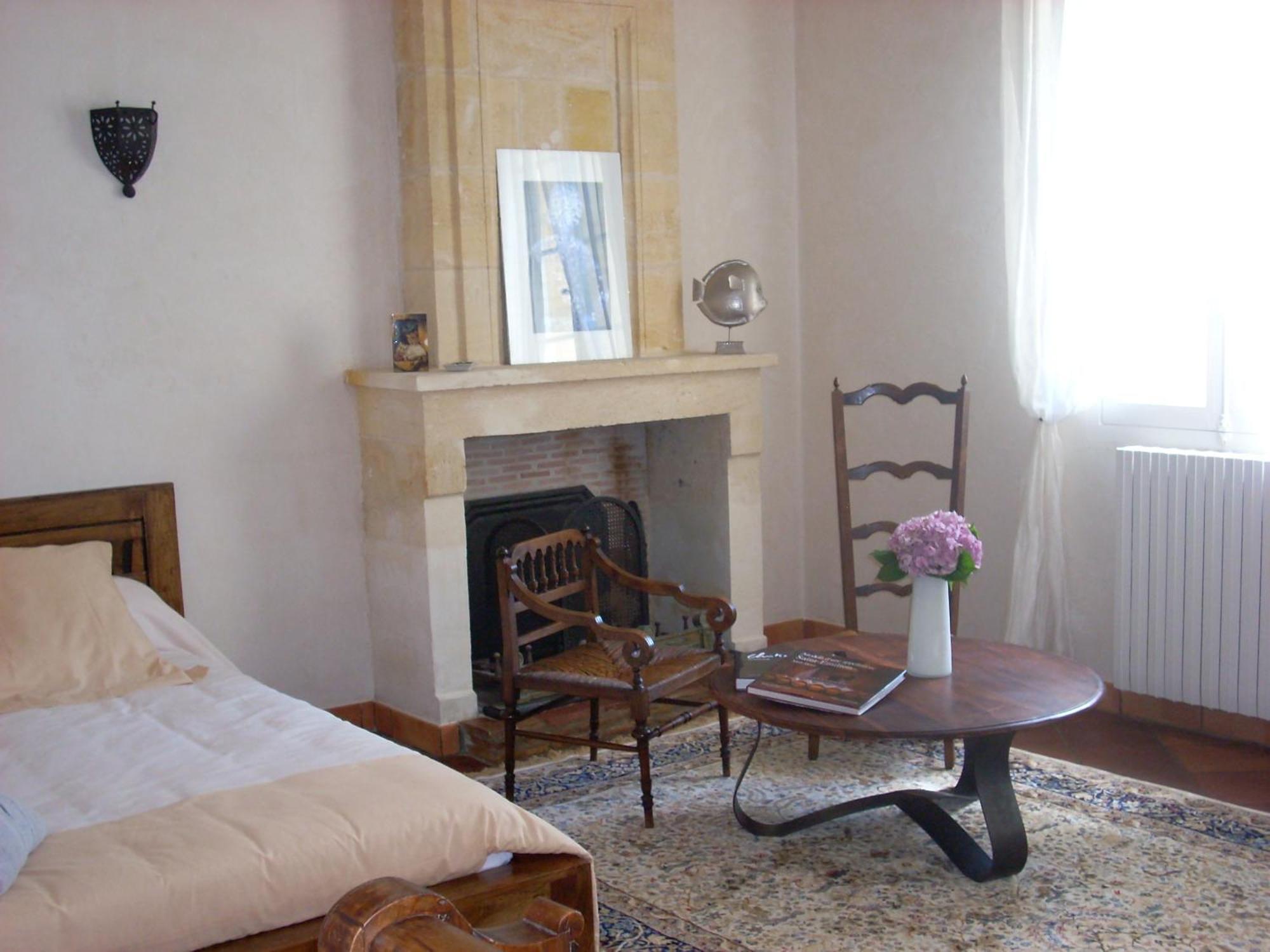 Bed and Breakfast Sous les Marronniers à Petit-Palais-et-Cornemps Extérieur photo